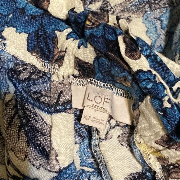 Ann Taylor LOFT Petites Linen-Blend Oversized Floral Mini Skirt Paperbag Waist - Picture 7 of 10